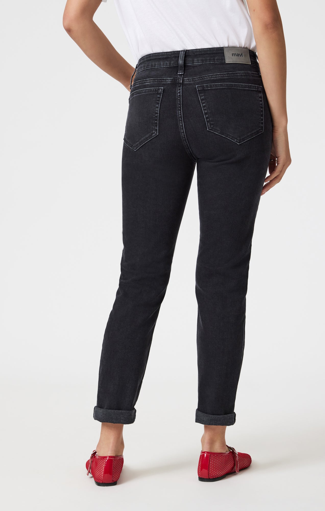 EMMA SLIM BOYFRIEND IN DARK SMOKE TRIBECA - Mavi Jeans