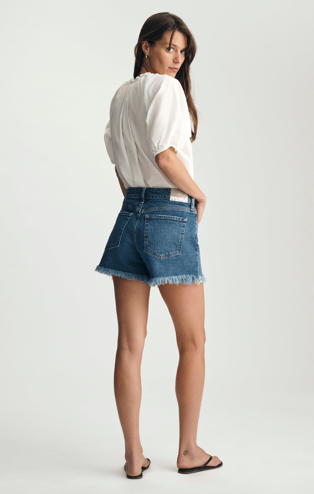 TAYLOR RELAXED SHORTS IN DARK BRUSHED CLASSIC BLUE - Mavi Jeans