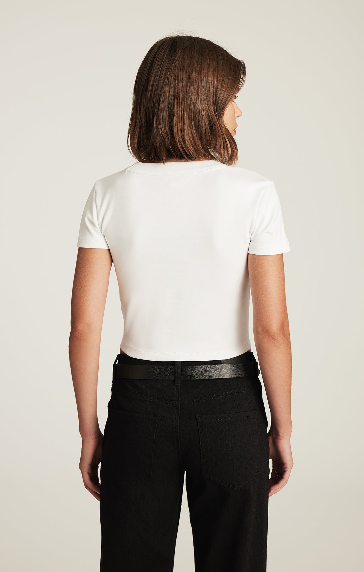 CROPPED CREW NECK T-SHIRT IN WHITE