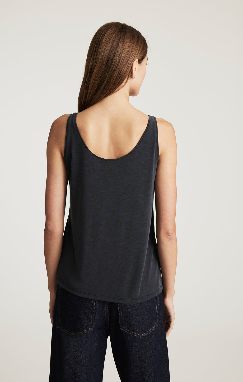 LUXE TOUCH TENCEL™ HENLEY TANK TOP IN BLACK - Mavi Jeans