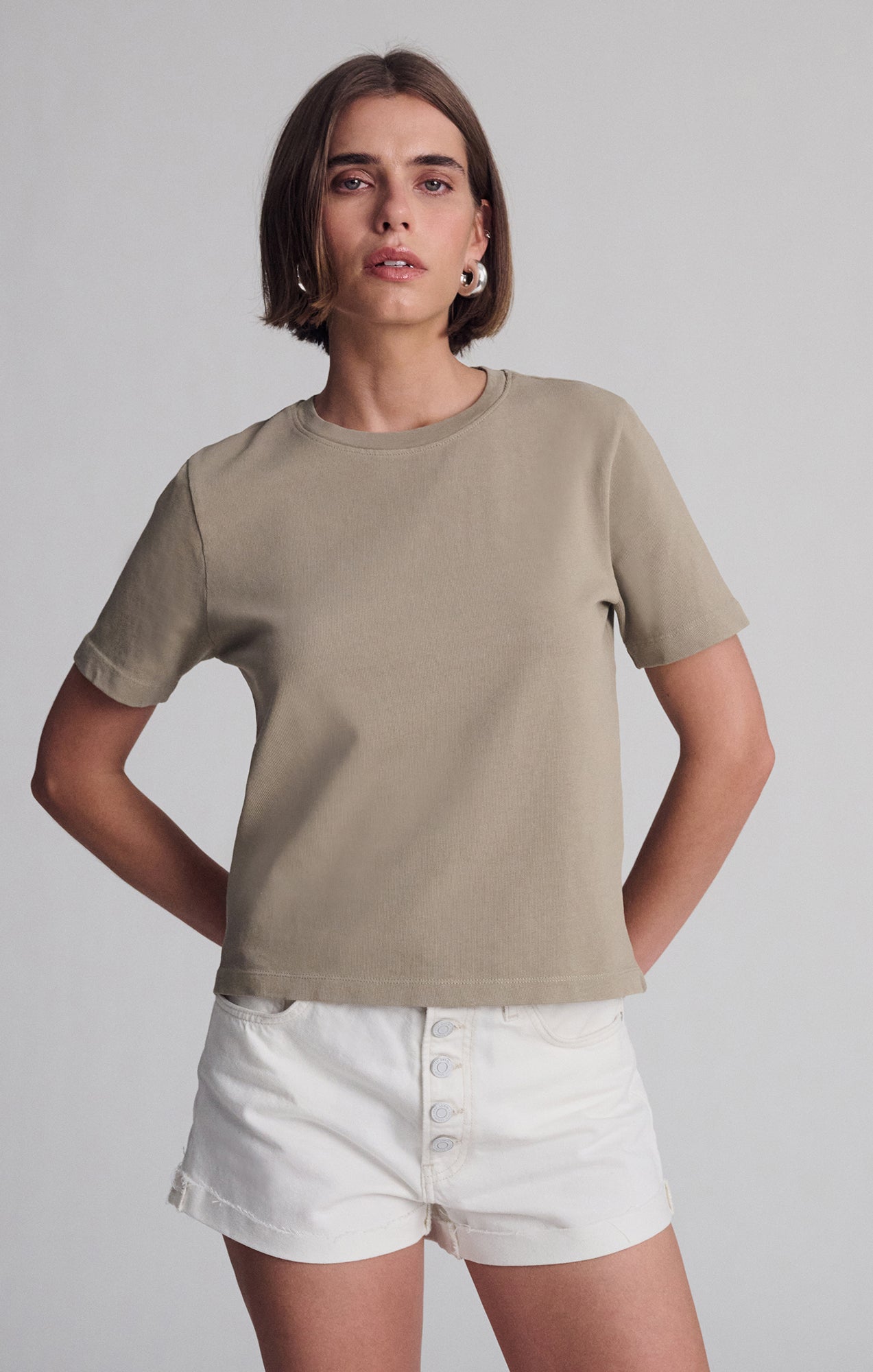 SHORT SLEEVE CREW NECK T-SHIRT IN CHINCHILLA - Mavi Jeans