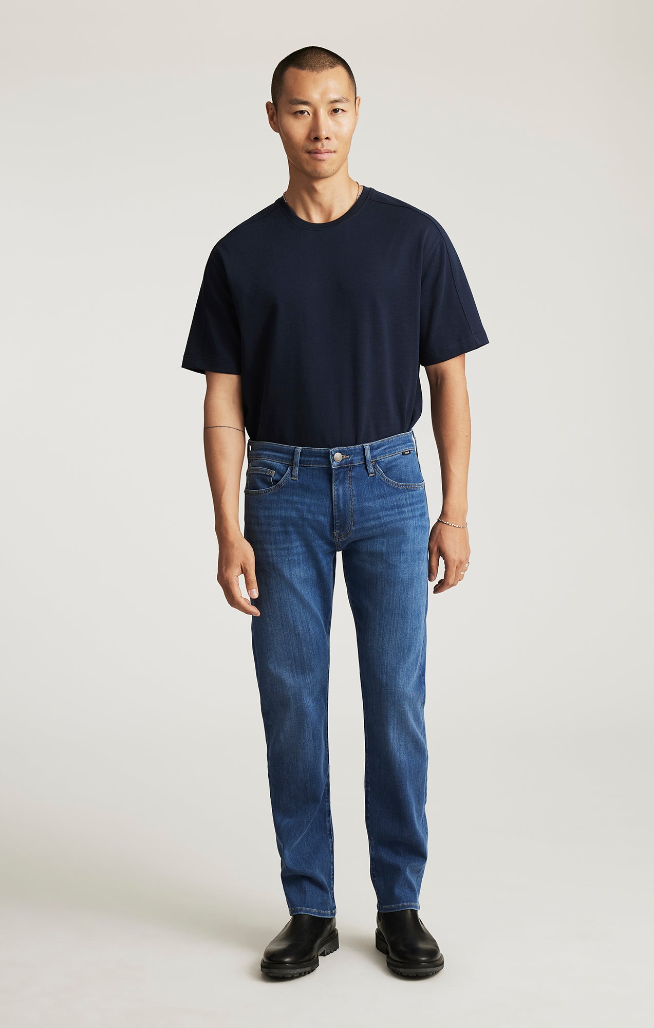 MARCUS SLIM STRAIGHT LEG IN MID SUPERMOVE - Mavi Jeans