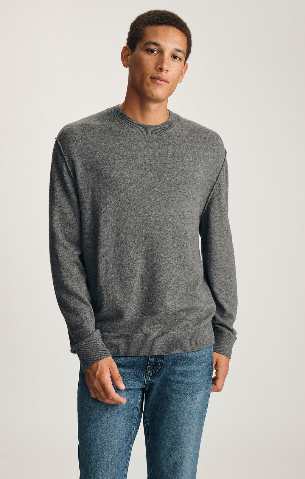 LONG SLEEVE CREW NECK SWEATER IN GREY MELANGE
