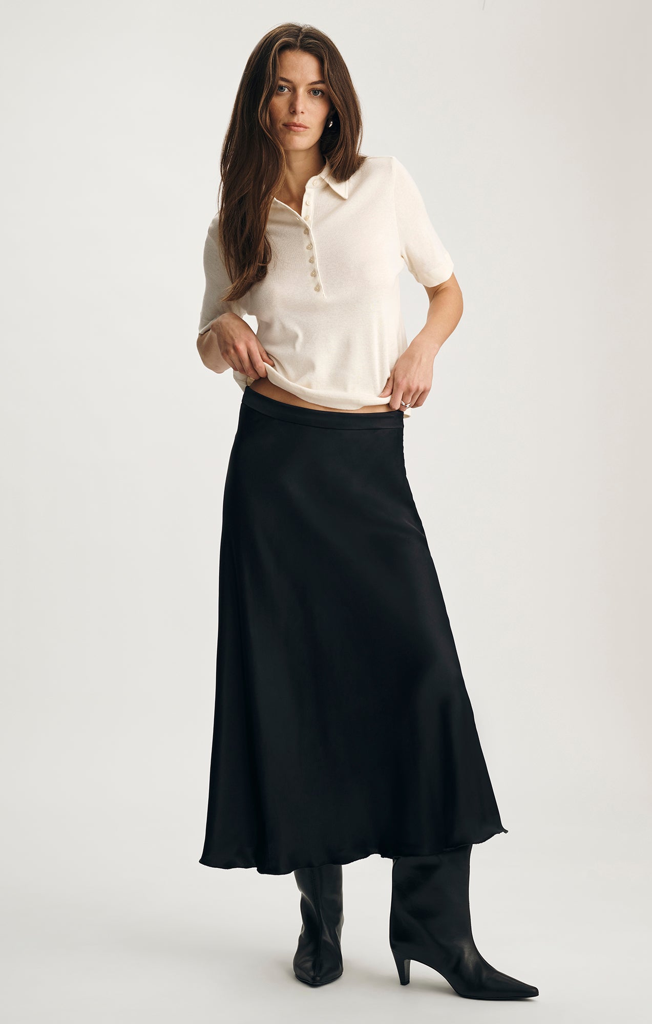 SATIN MIDI SKIRT IN BLACK