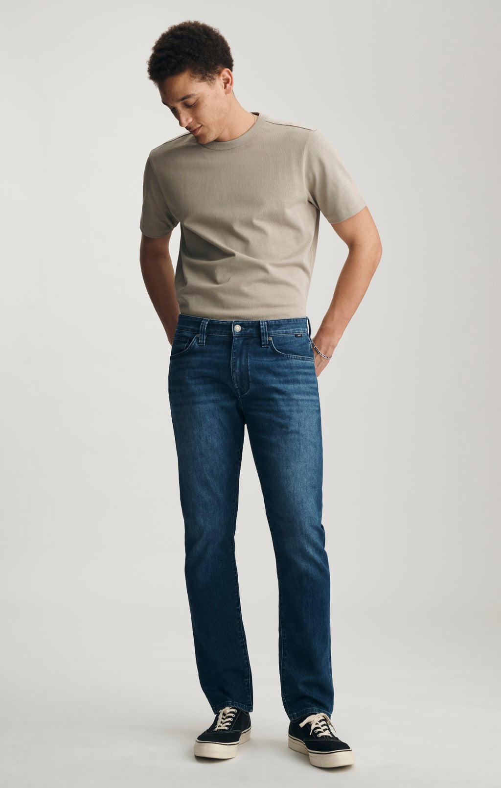 MARCUS SLIM STRAIGHT LEG IN DARK AIR-LITE - Mavi Jeans