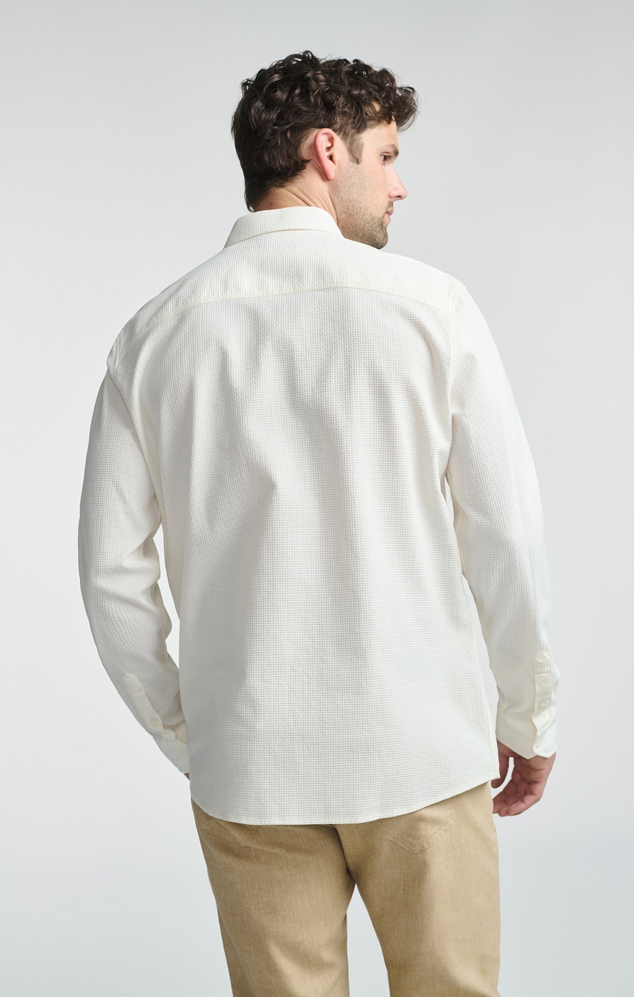 LONG SLEEVE BUTTON-UP SHIRT IN ANTIQUE WHITE - Mavi Jeans