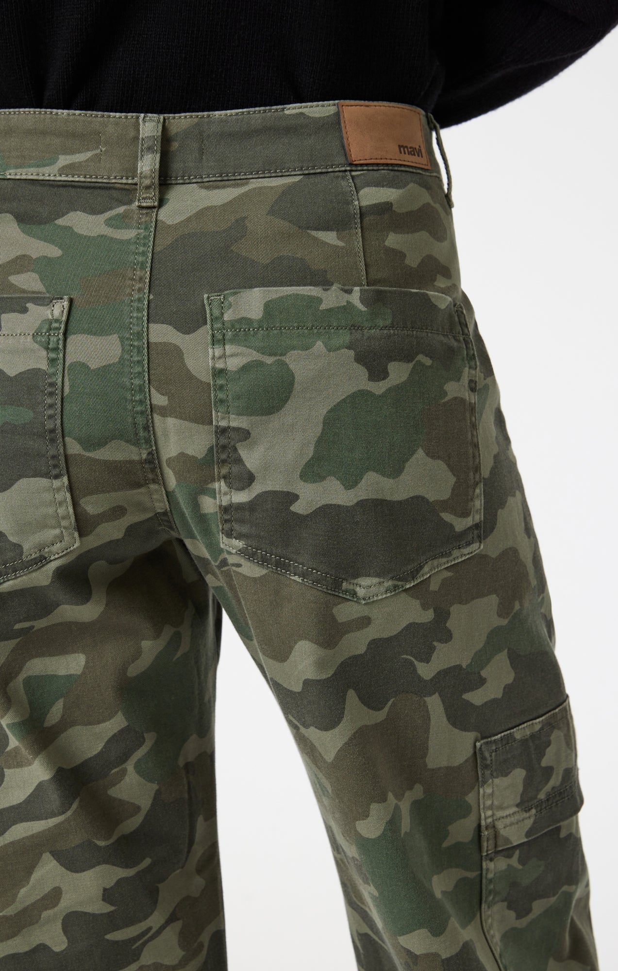 VINNIE BARREL CARGO IN KHAKI CAMO TWILL - Mavi Jeans