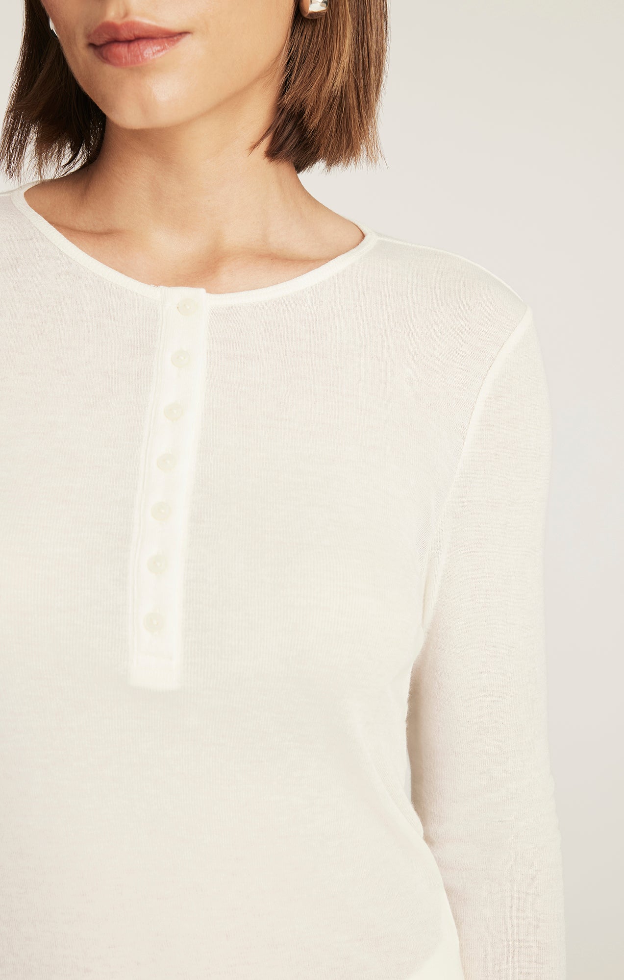 EDITION LONG SLEEVE HENLEY T-SHIRT IN MARSHMALLOW - Mavi Jeans