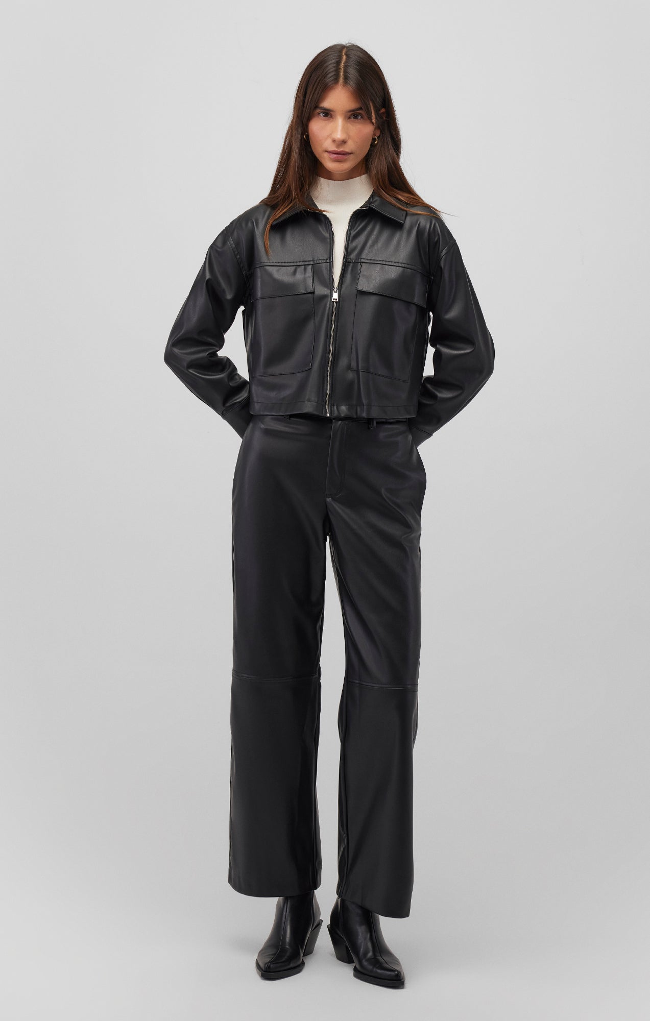 FAUX LEATHER WIDE LEG PANTS IN BLACK - Mavi Jeans