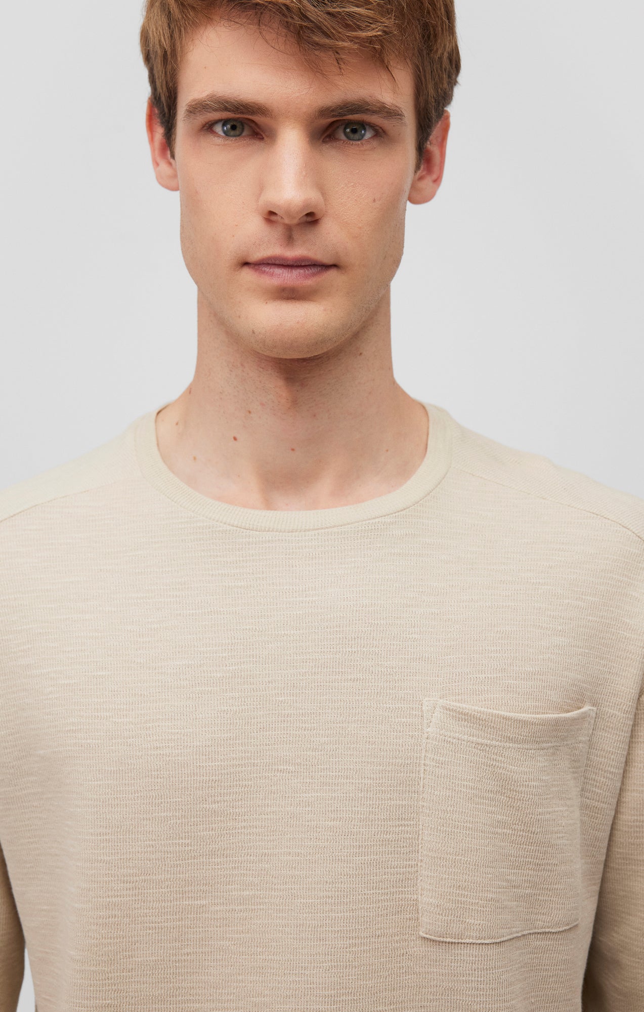 LONG SLEEVE POCKET T-SHIRT IN PELICAN - Mavi Jeans