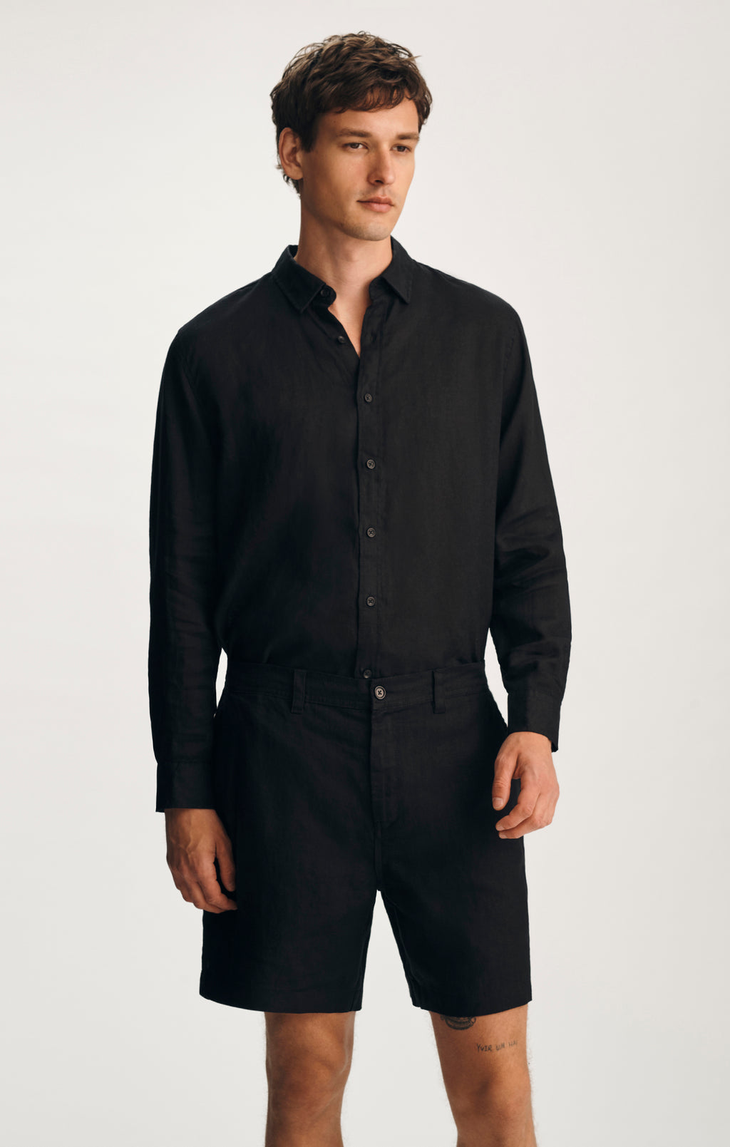 LINEN 7" INSEAM SHORTS IN BLACK - Mavi Jeans