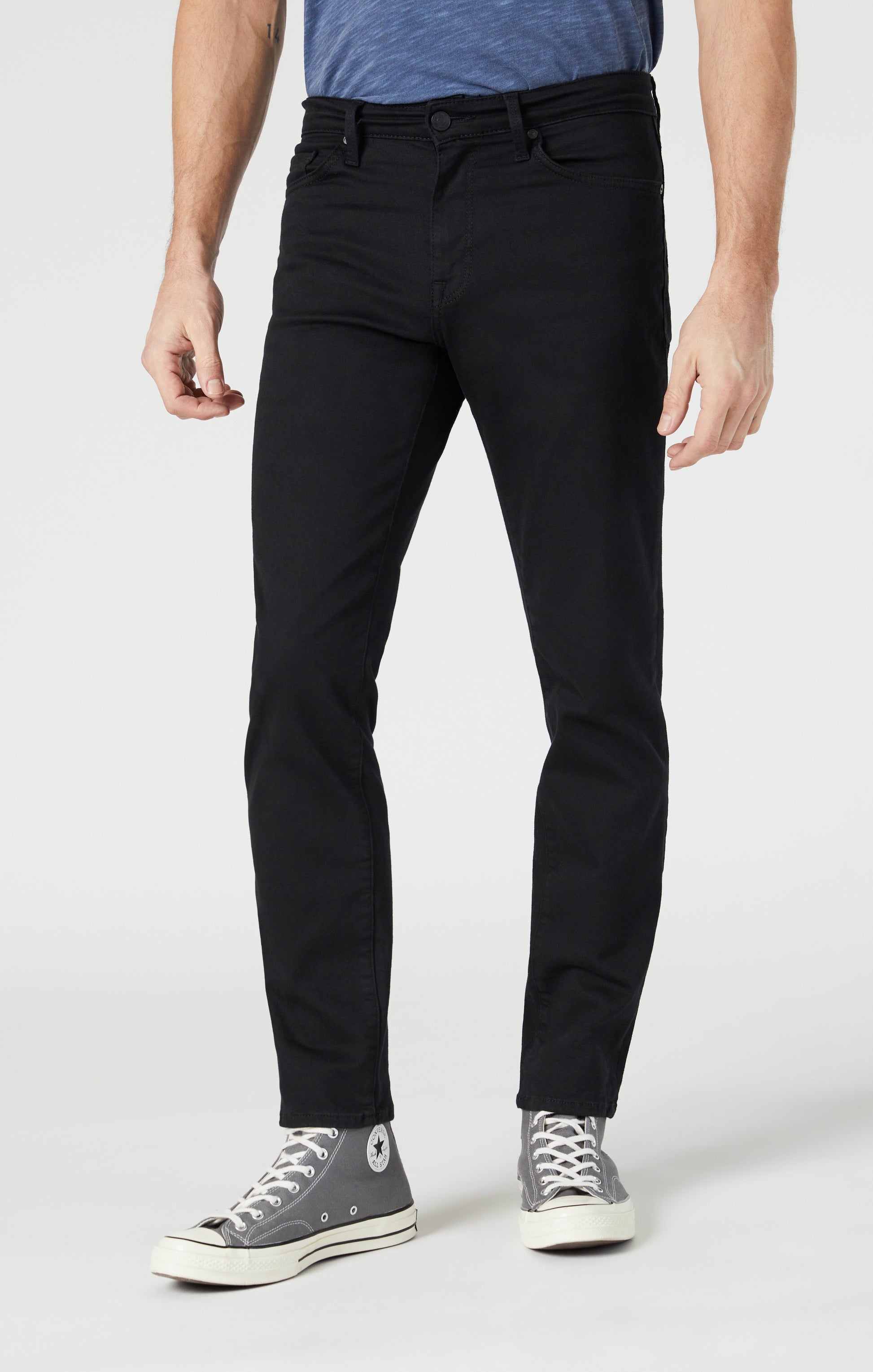 STEVE ATHLETIC FIT IN BLACK SUPERMOVE - Mavi Jeans