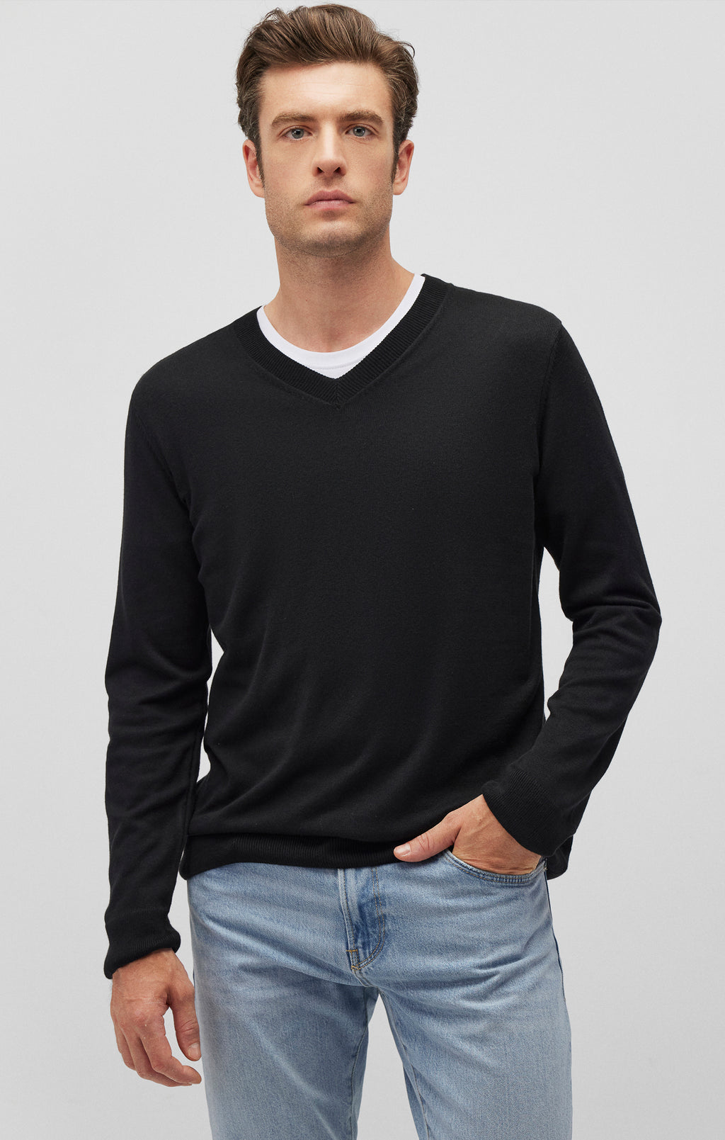 V-NECK SWEATER IN BLACK - Mavi Jeans