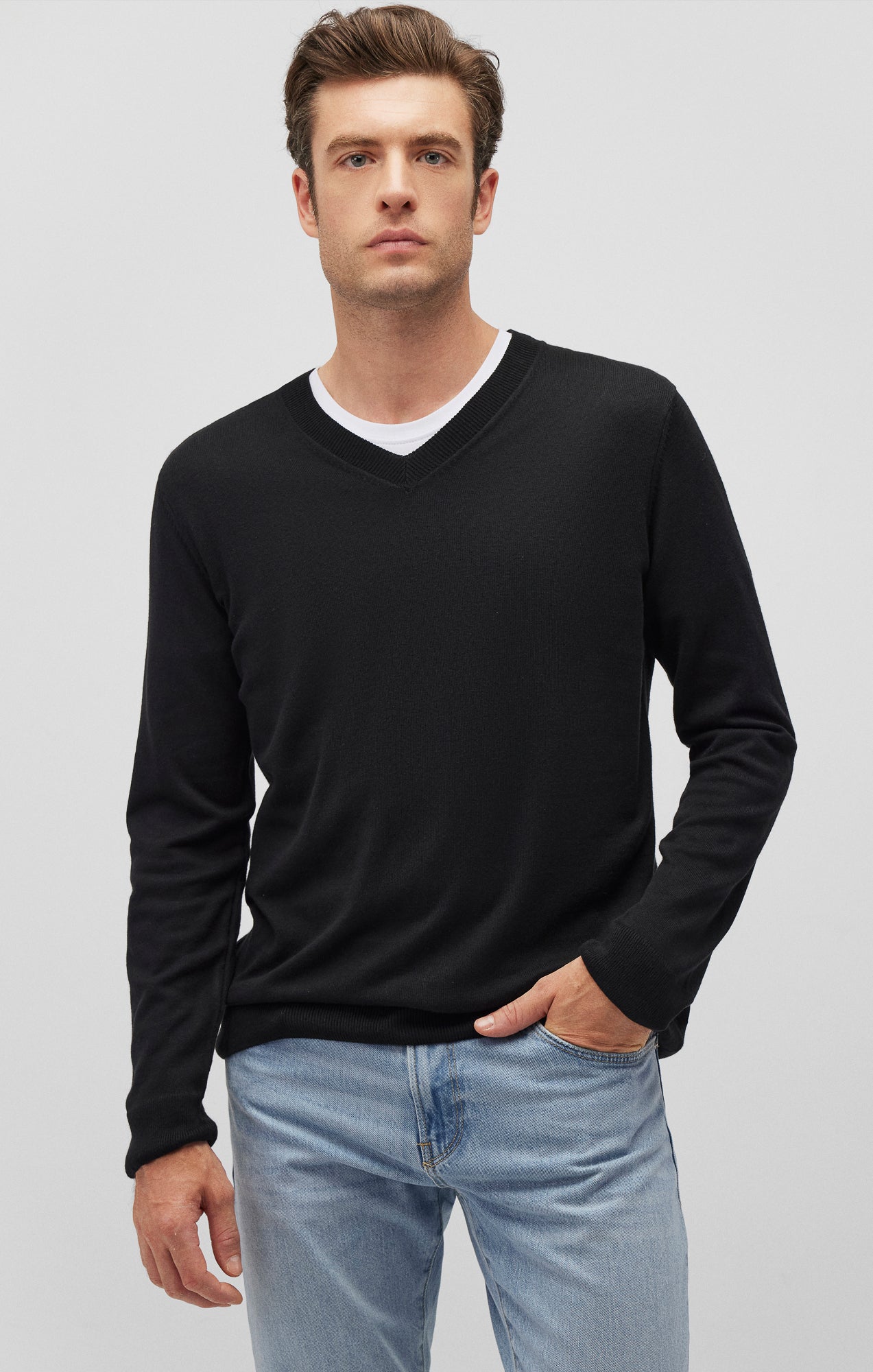 V-NECK SWEATER IN BLACK - Mavi Jeans
