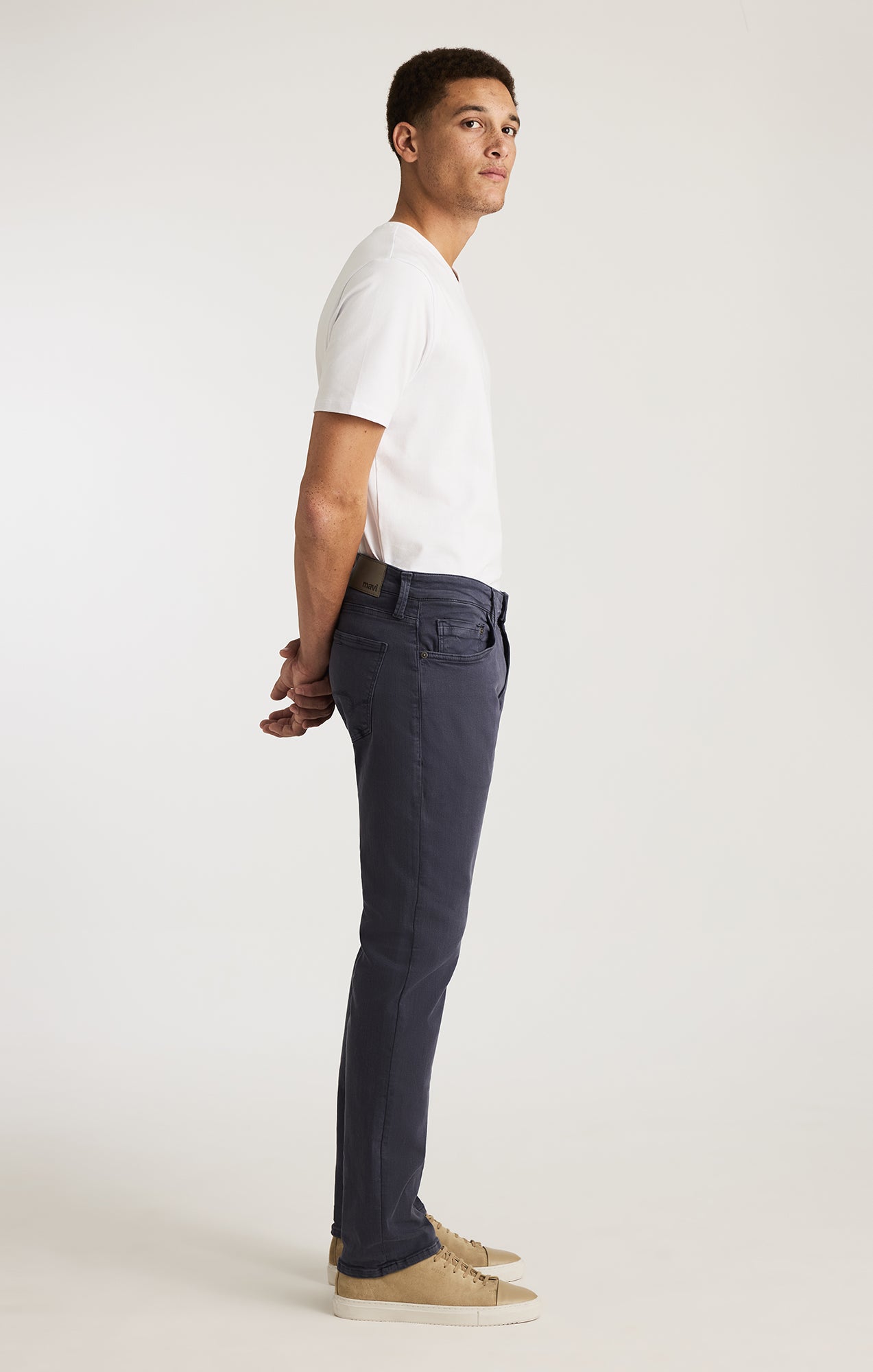 MARCUS SLIM STRAIGHT LEG IN INDIGO SUPERMOVE