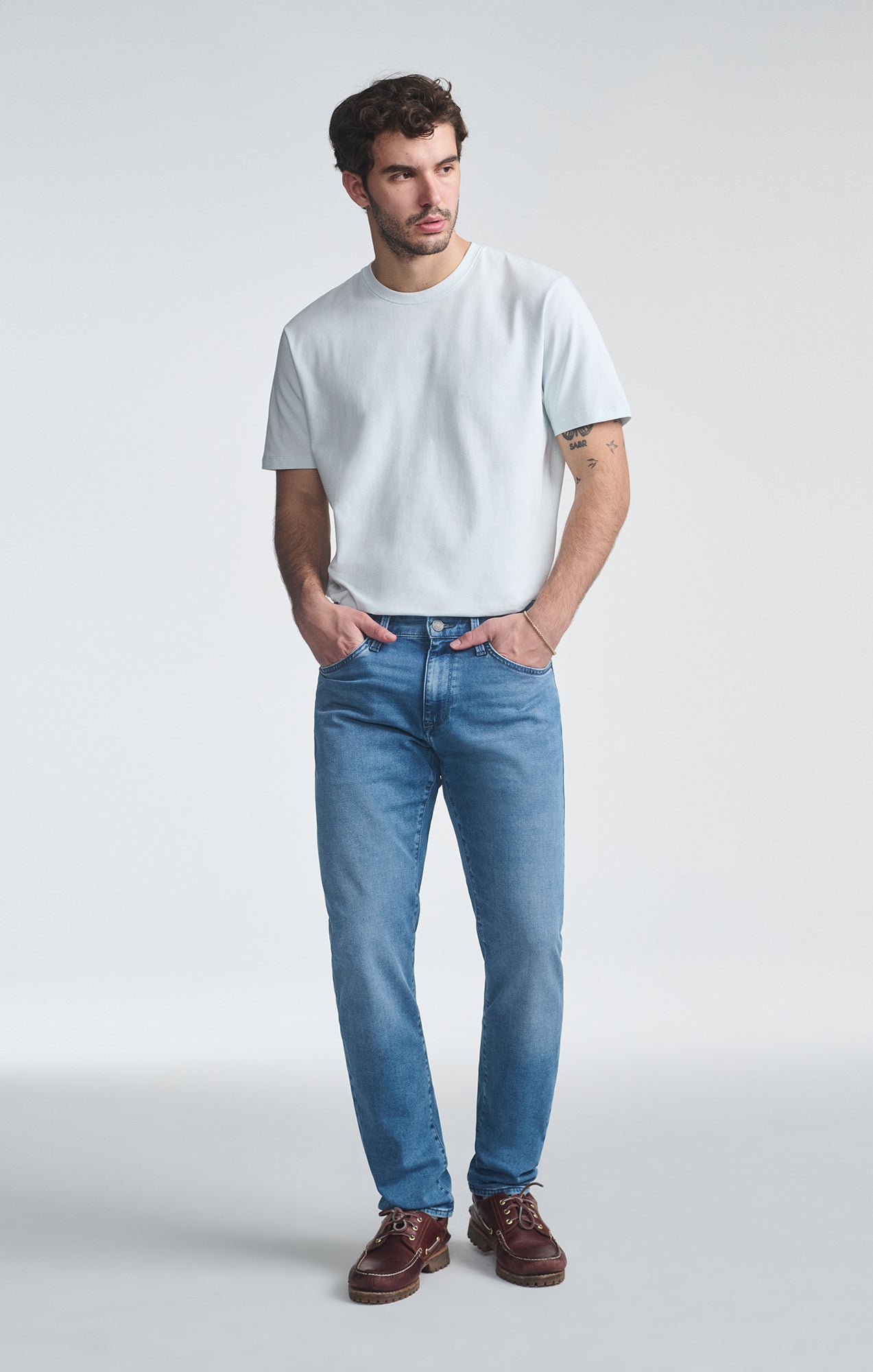 BASIC CREW NECK T-SHIRT IN ILLUSION BLUE - Mavi Jeans