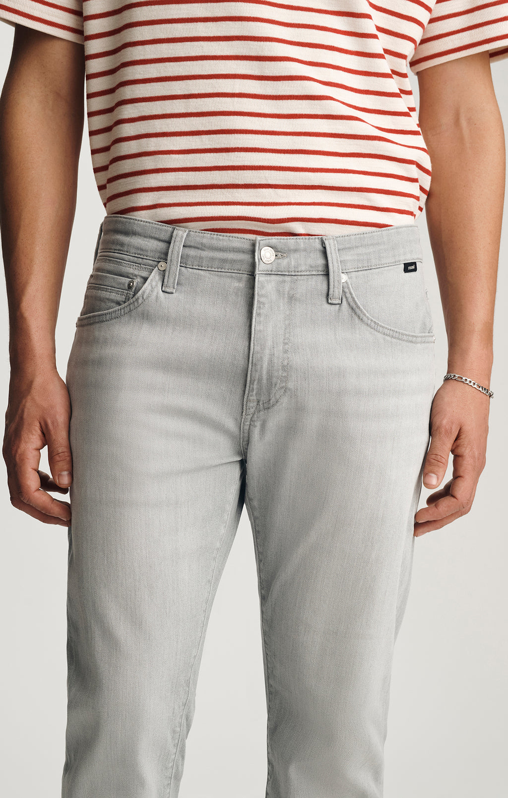 JAKE SLIM LEG IN ICE GREY WILLIAMSBURG - Mavi Jeans