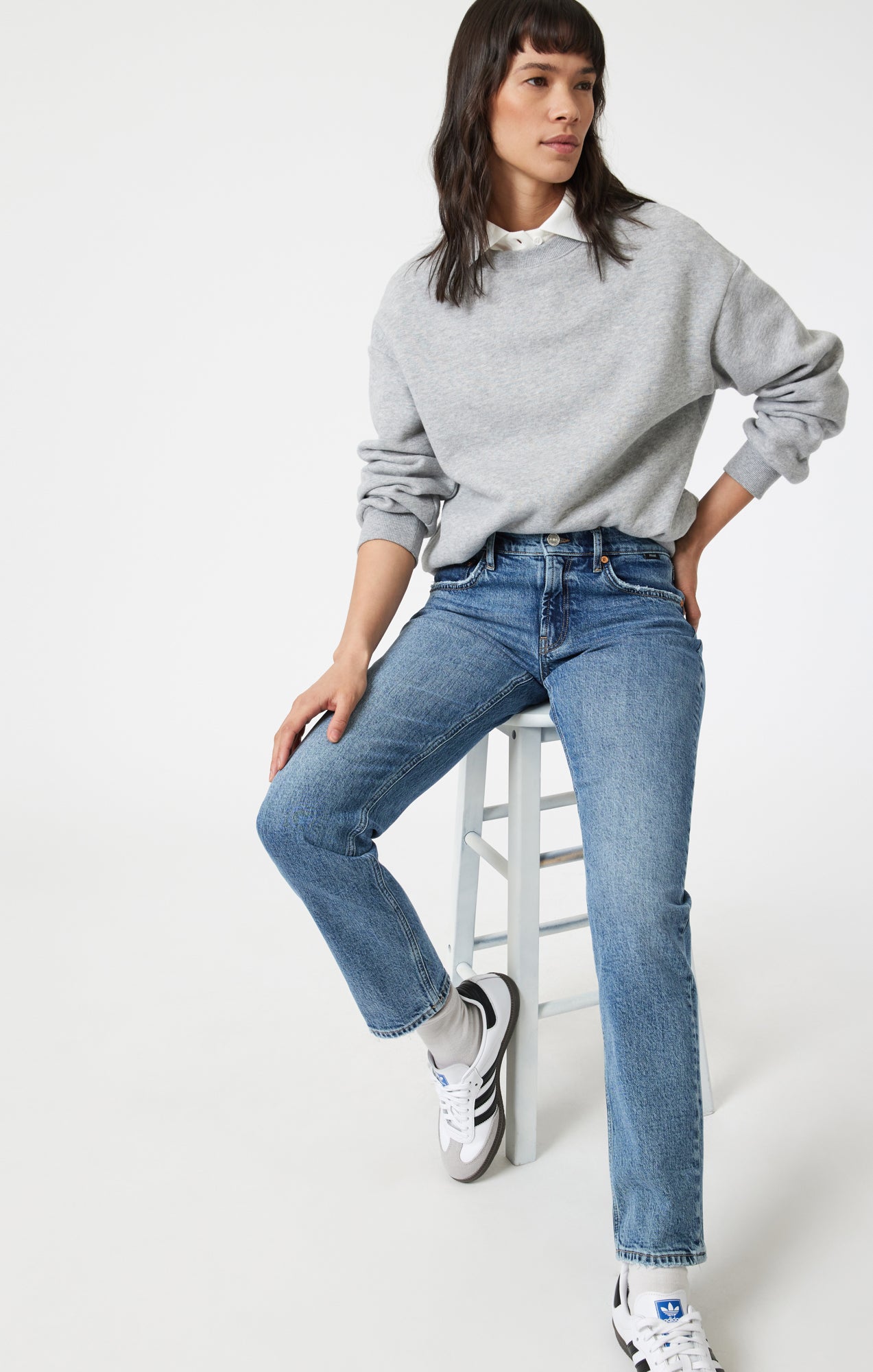 MIRELLA STRAIGHT LEG IN MID BRUSHED CLASSIC BLUE - Mavi Jeans