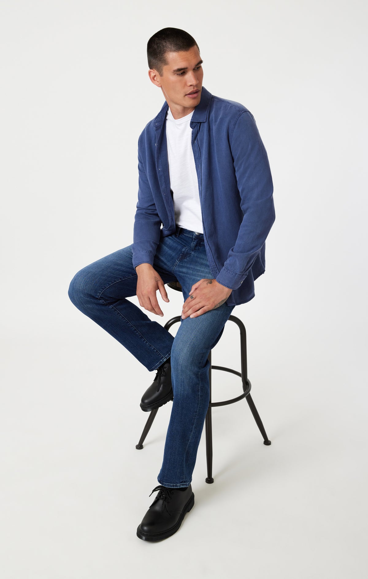 ZACH STRAIGHT LEG IN DARK BRUSHED NASHVILLE - Mavi Jeans