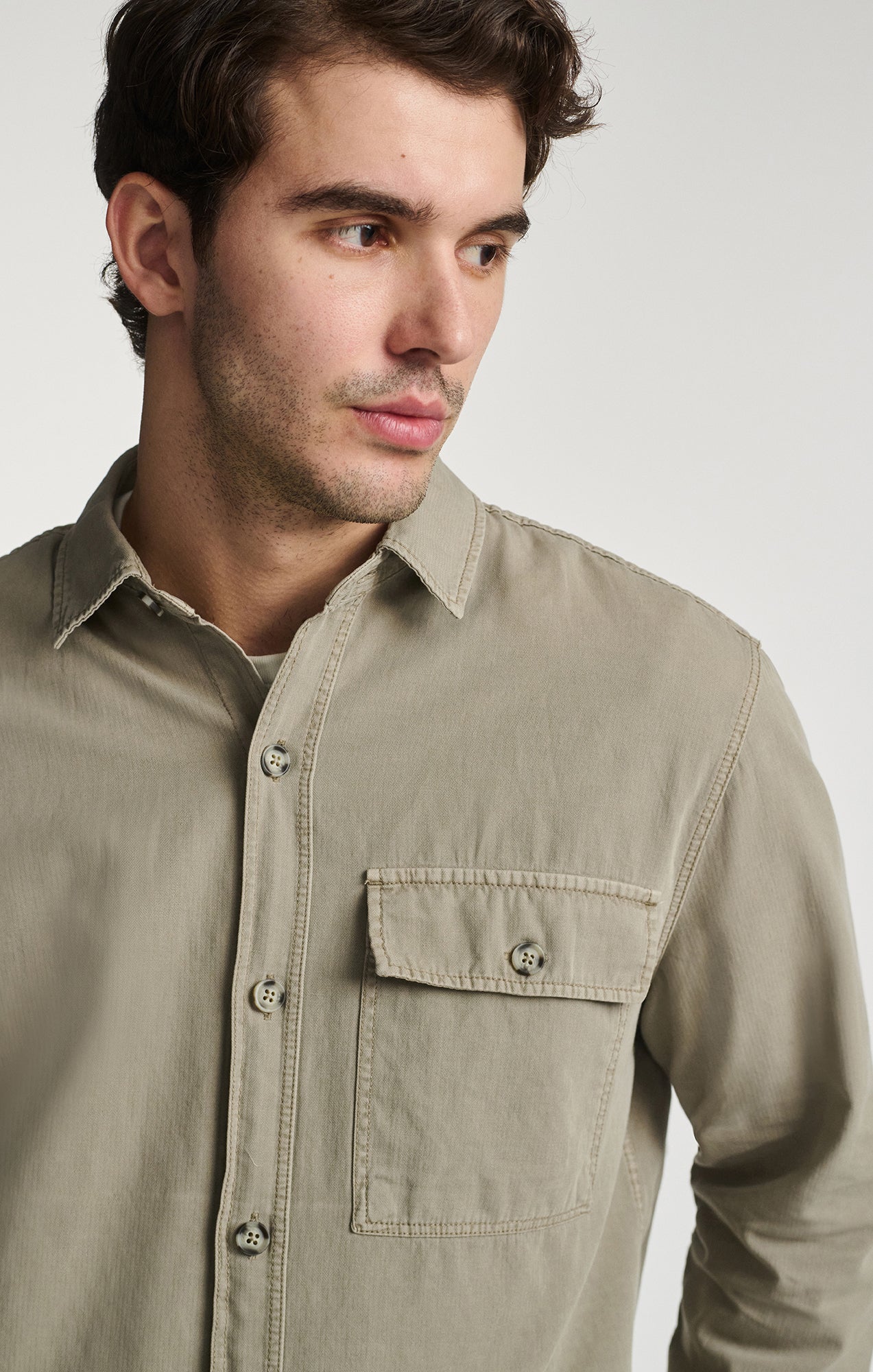 ONE POCKET BUTTON-UP SHIRT IN ROASTED CASHEW - Mavi Jeans