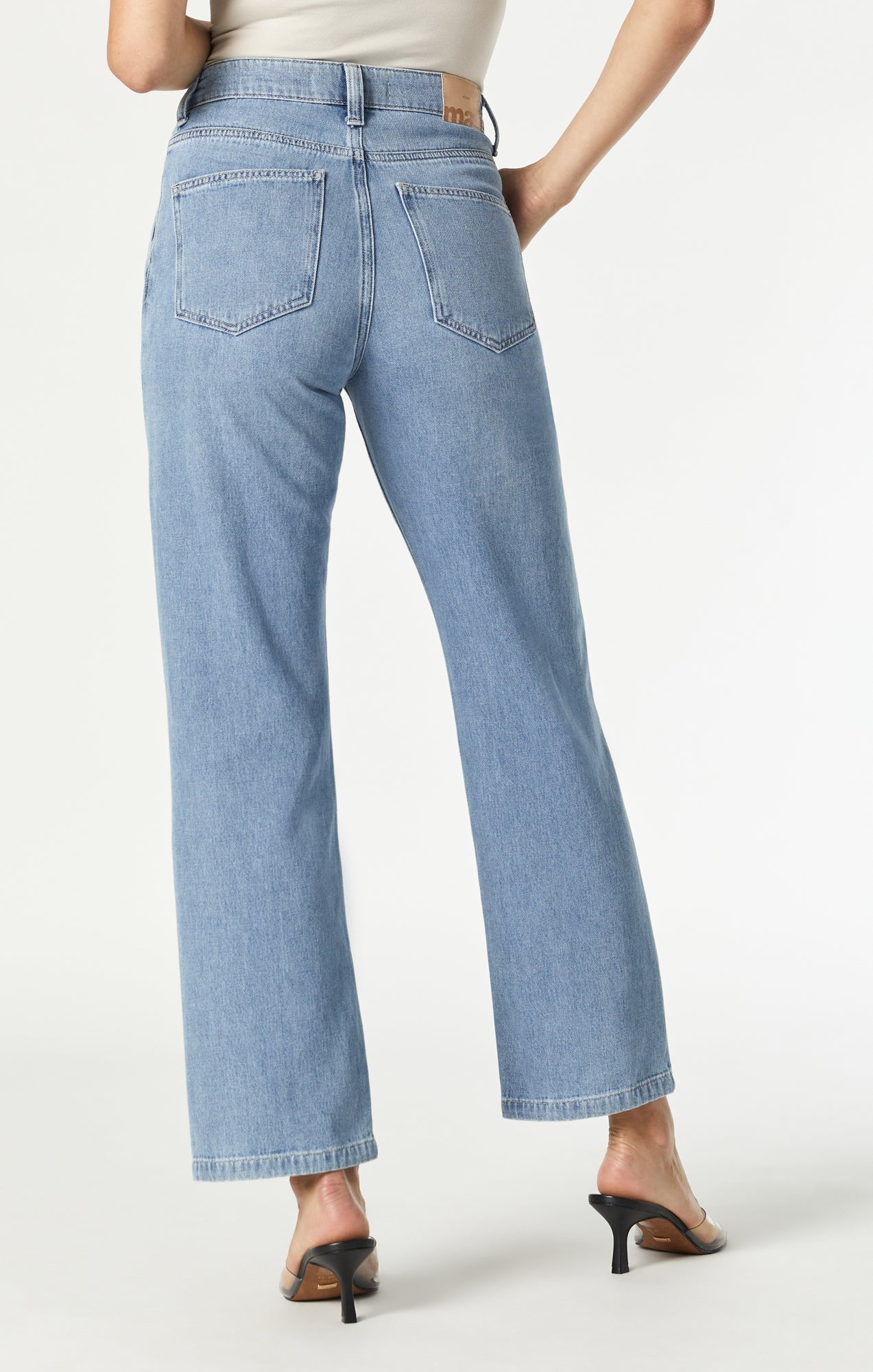 Front Pocket Straight Leg Jean