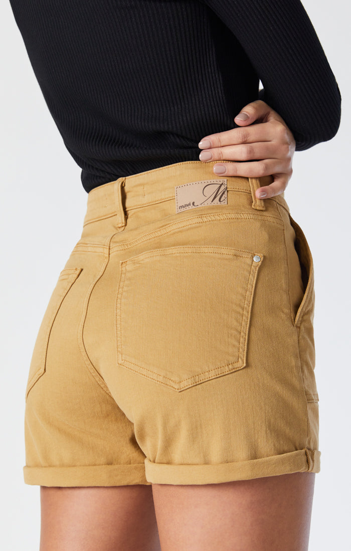 SHEENA STRAIGHT SHORTS IN CURRY TWILL - Mavi Jeans