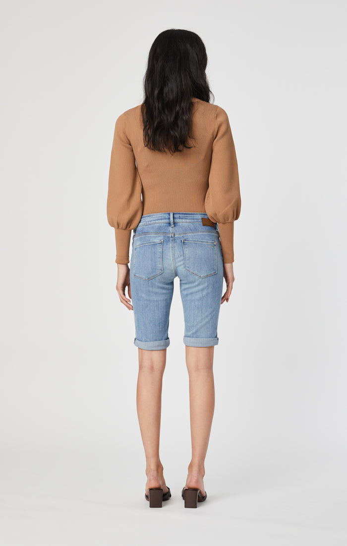 KARLY BERMUDA SHORTS IN LIGHT FOGGY SUPERSOFT - Mavi Jeans