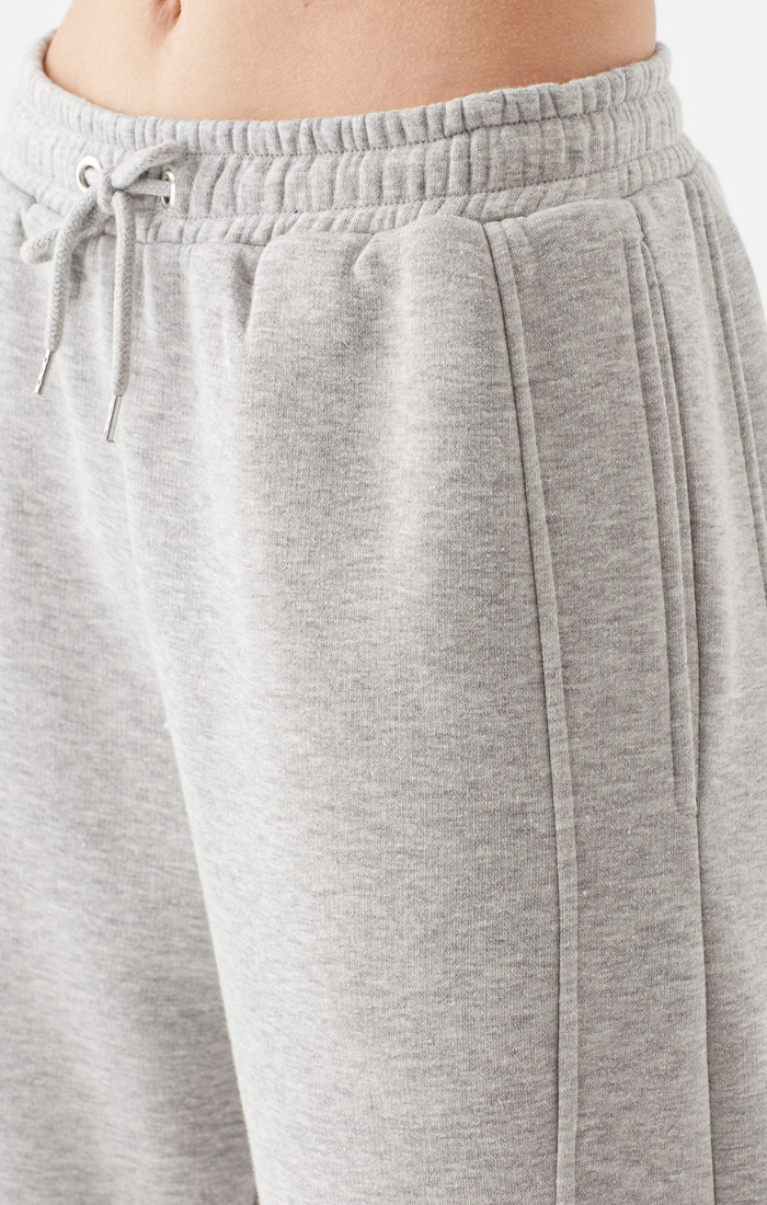 Grey boyfriend sweatpants sales