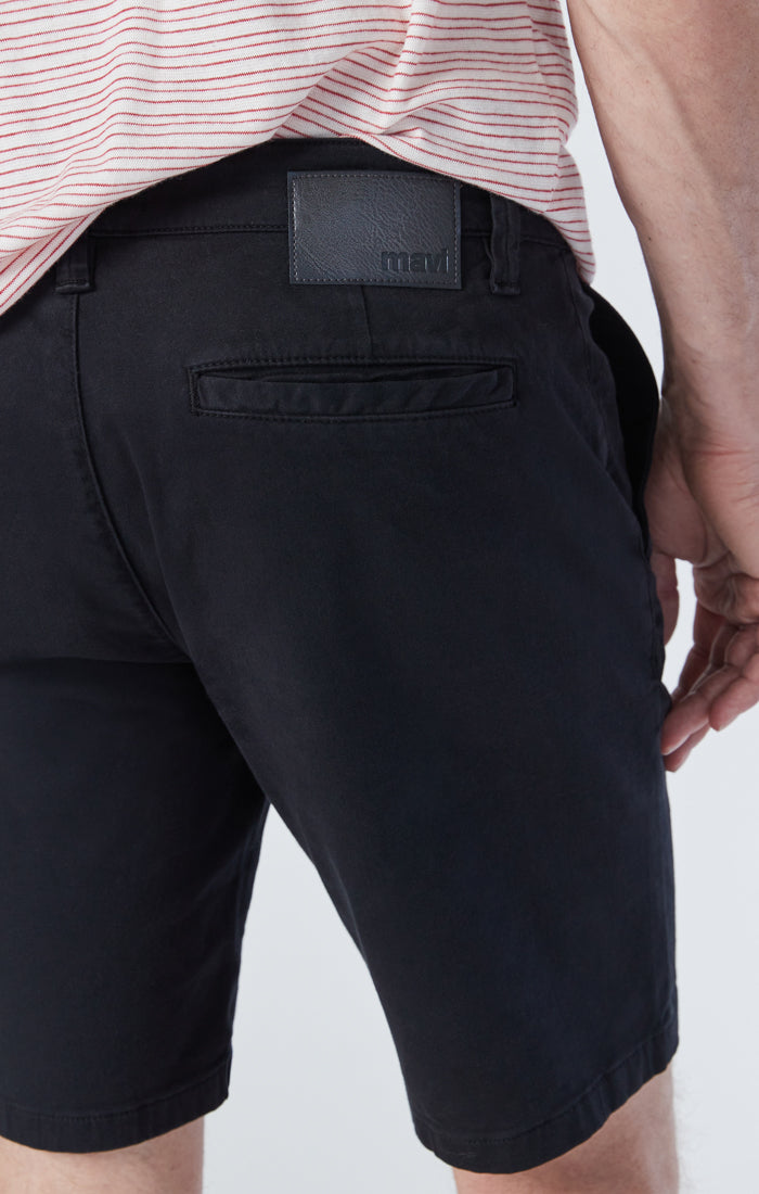 JACOB SHORTS IN BLACK TWILL - Mavi Jeans