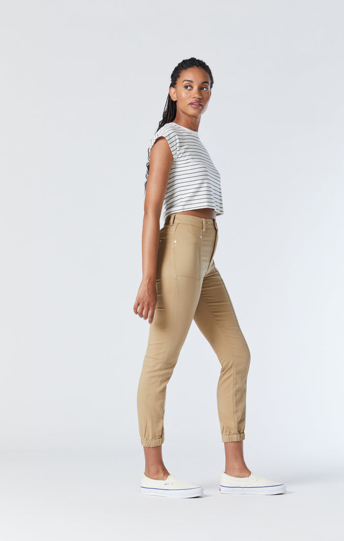 ANNA SLIM JOGGER IN CORNSTALK CASUAL COMFORT - Mavi Jeans