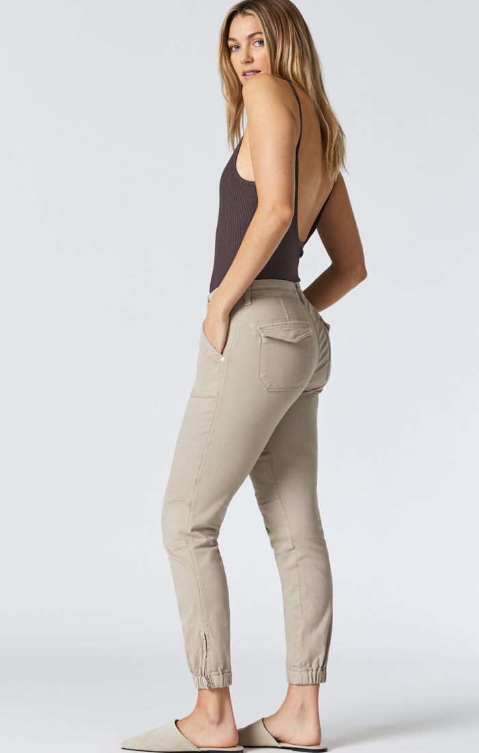 Mavi Women's Ivy Mid-Rise Slim Cargo Pants in Pure Cashmere Twill
