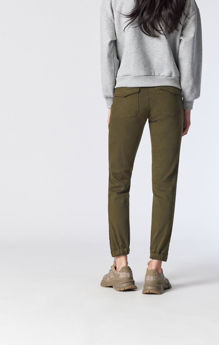 IVY SLIM CARGO PANTS IN DARK JADE TWILL - Mavi Jeans