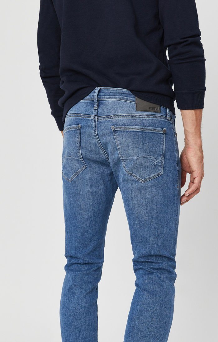 JAMES SKINNY IN LIGHT SUPERMOVE - Mavi Jeans