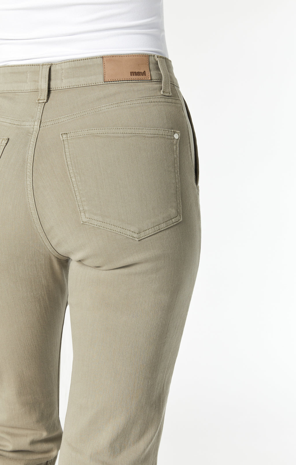 SHELIA FRONT POCKET STRAIGHT IN VETIVER TWILL - Mavi Jeans