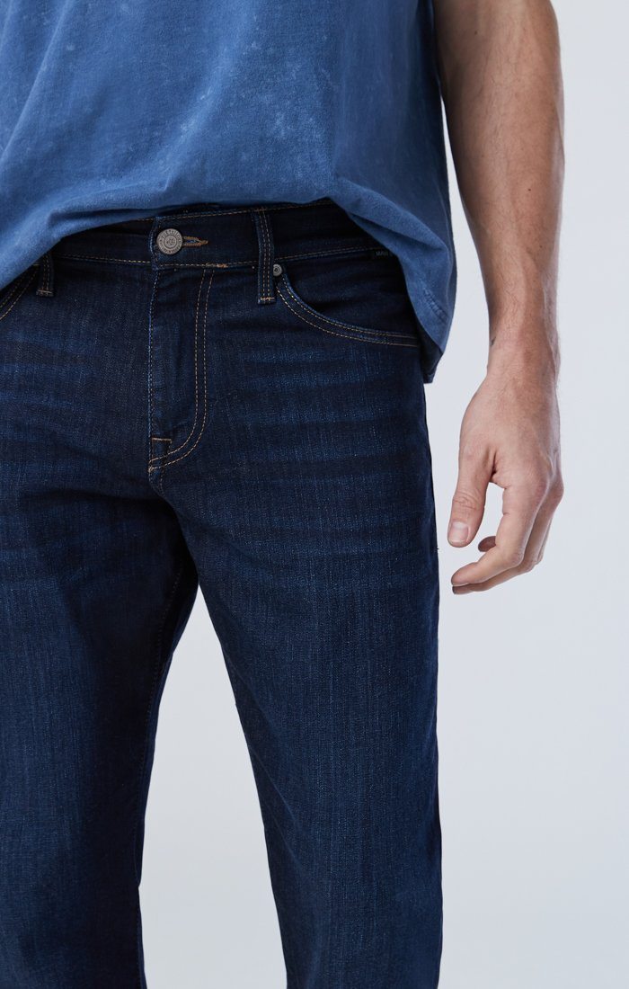 MATT RELAXED STRAIGHT LEG IN RINSE BRUSHED NASHVILLE - Mavi Jeans
