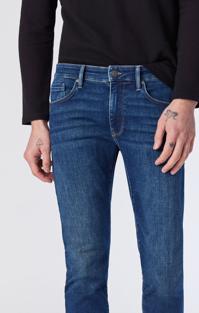 JAKE DARK BRUSHED ATHLETIC - Mavi Jeans