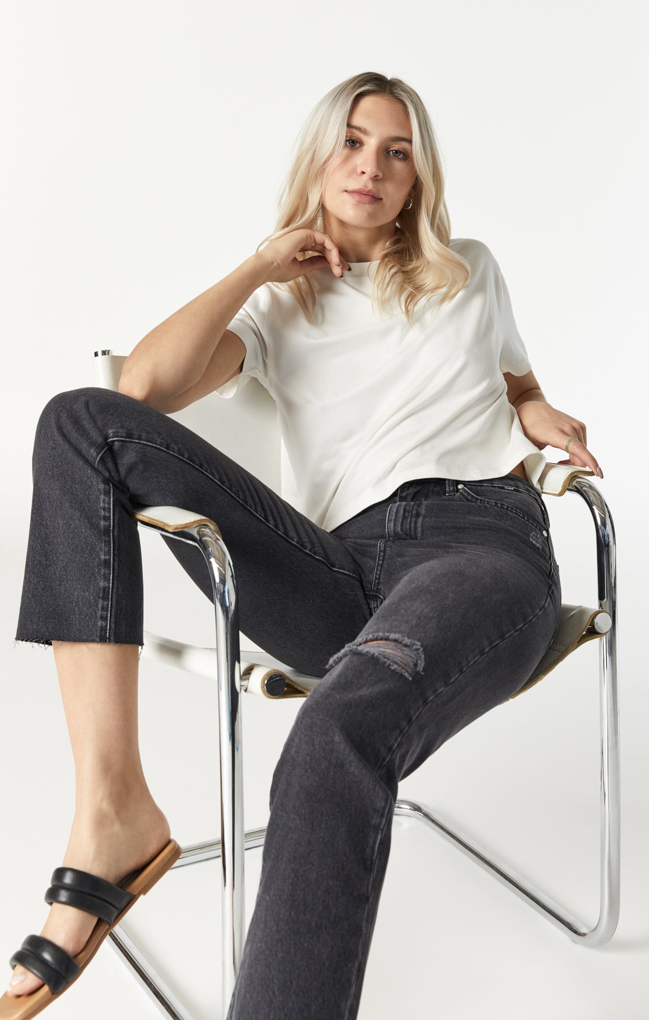 NEW YORK STRAIGHT LEG IN SMOKE RIPPED DENIM - Mavi Jeans