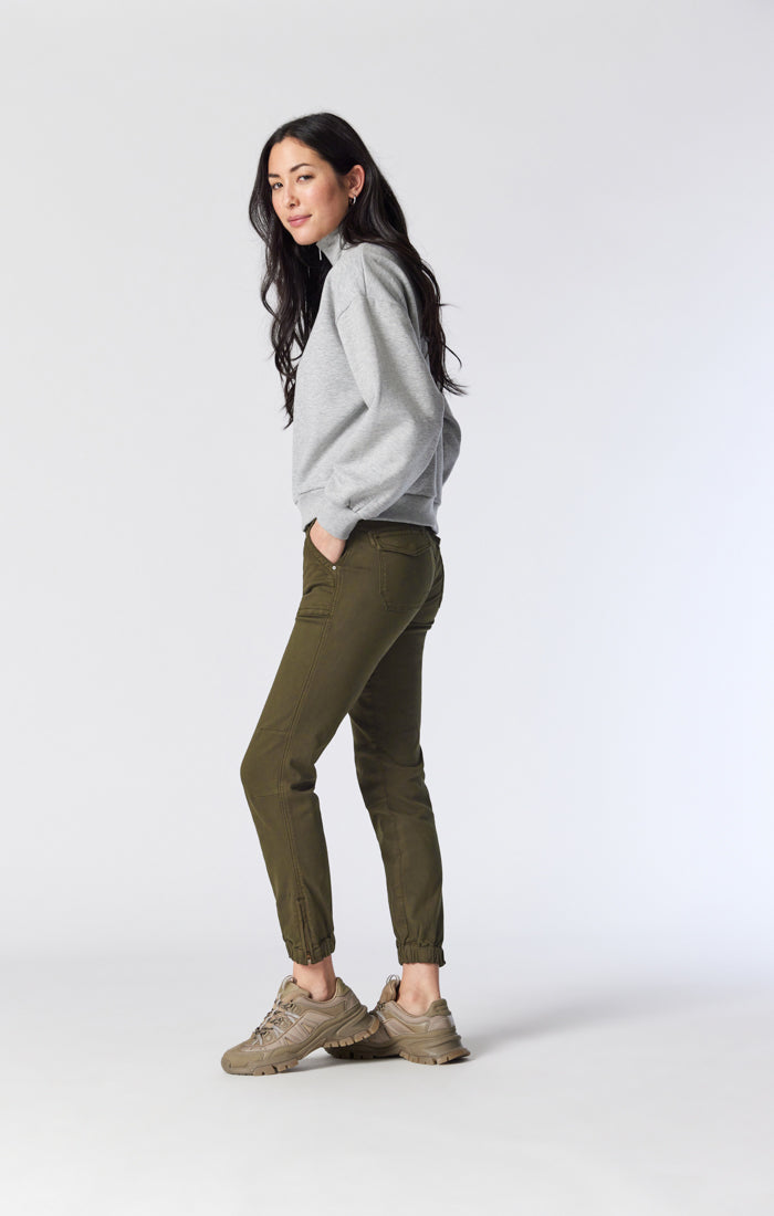 IVY SLIM CARGO PANTS IN DARK JADE TWILL - Mavi Jeans