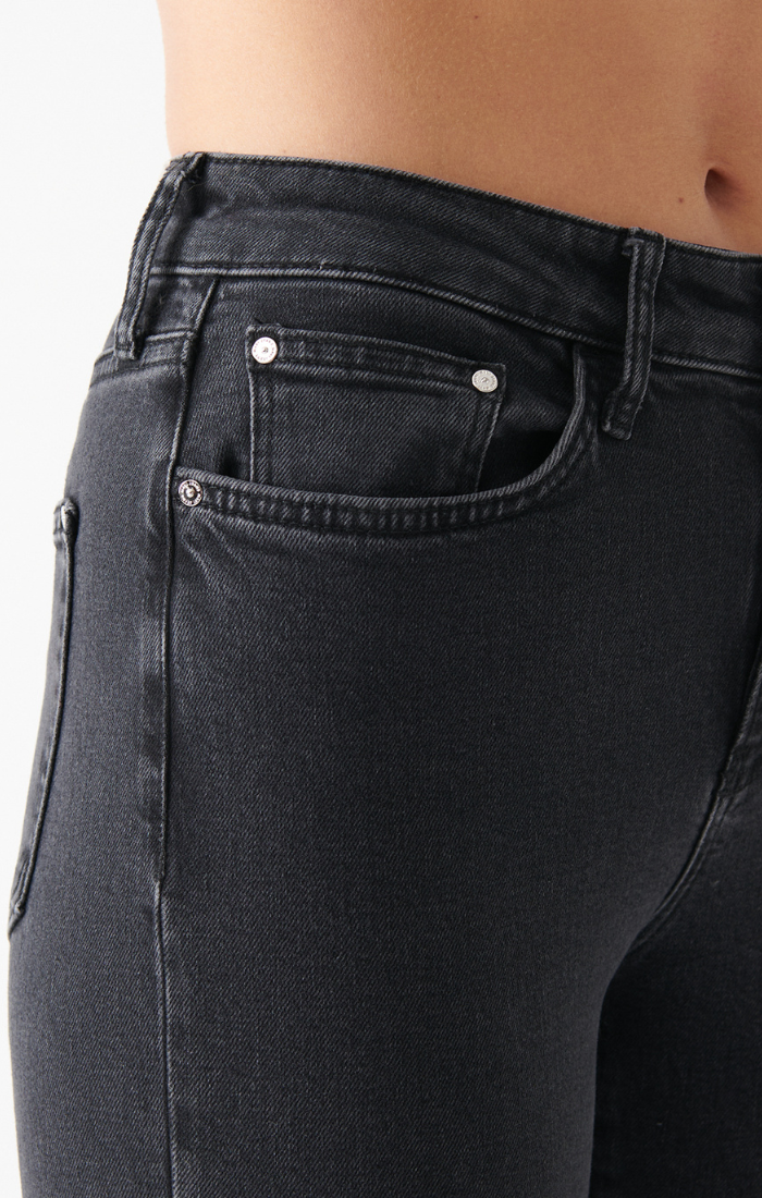 CINDY MOM JEANS IN MID SMOKE DENIM - Mavi Jeans