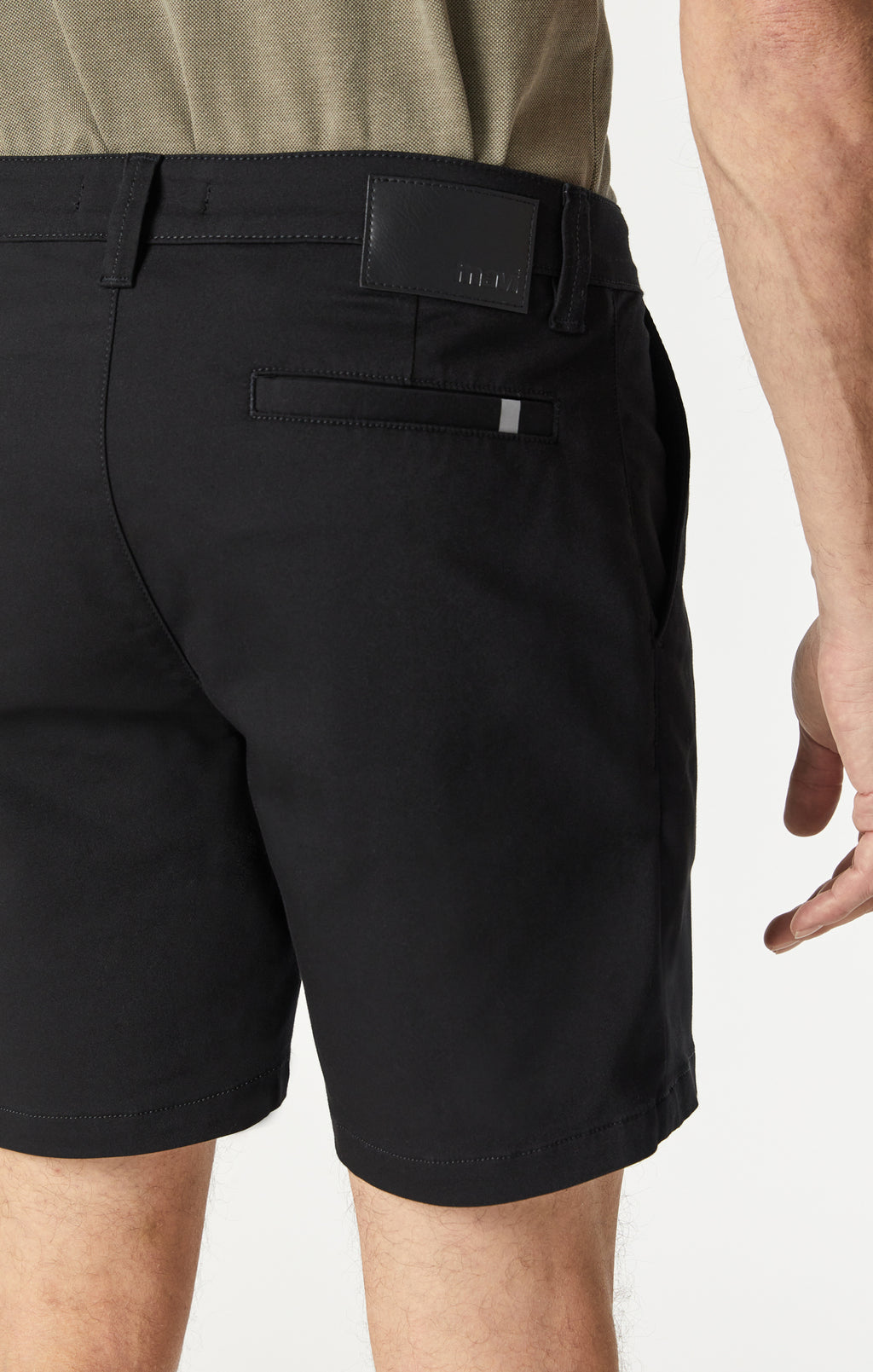 NATE SHORTS IN BLACK TECH - Mavi Jeans