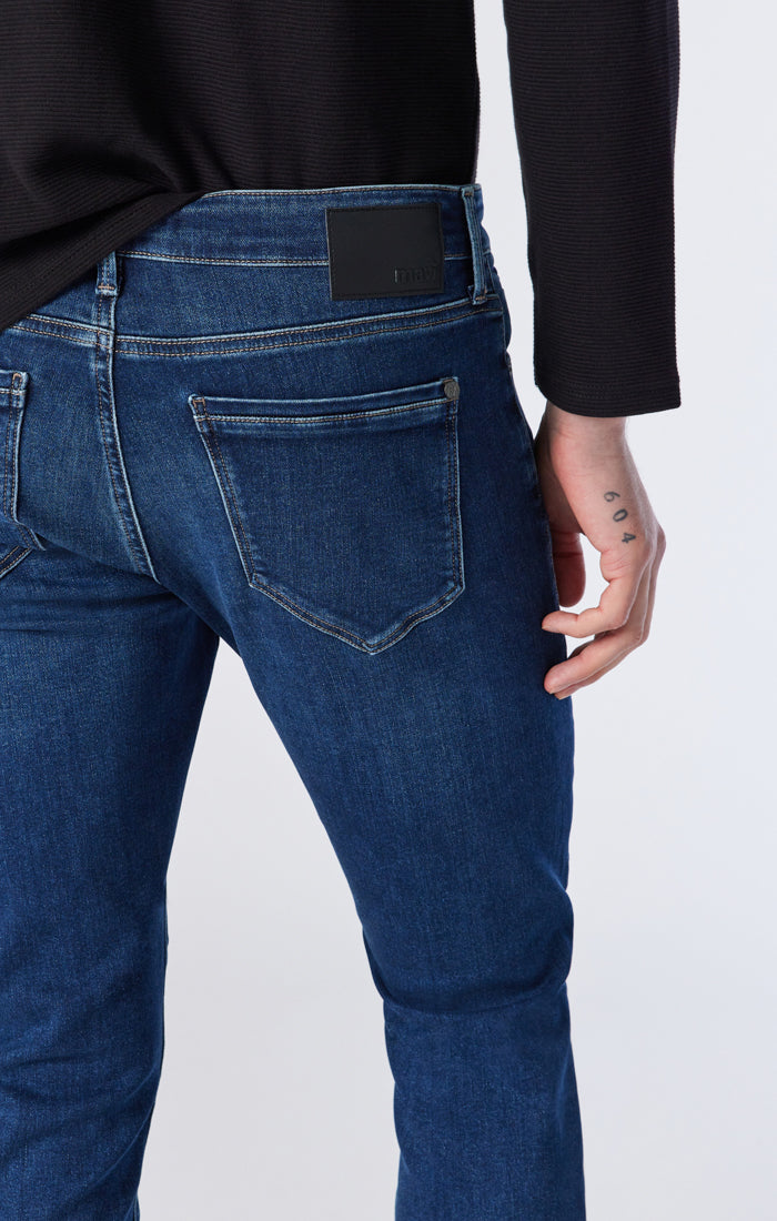 JAKE DARK BRUSHED ATHLETIC - Mavi Jeans