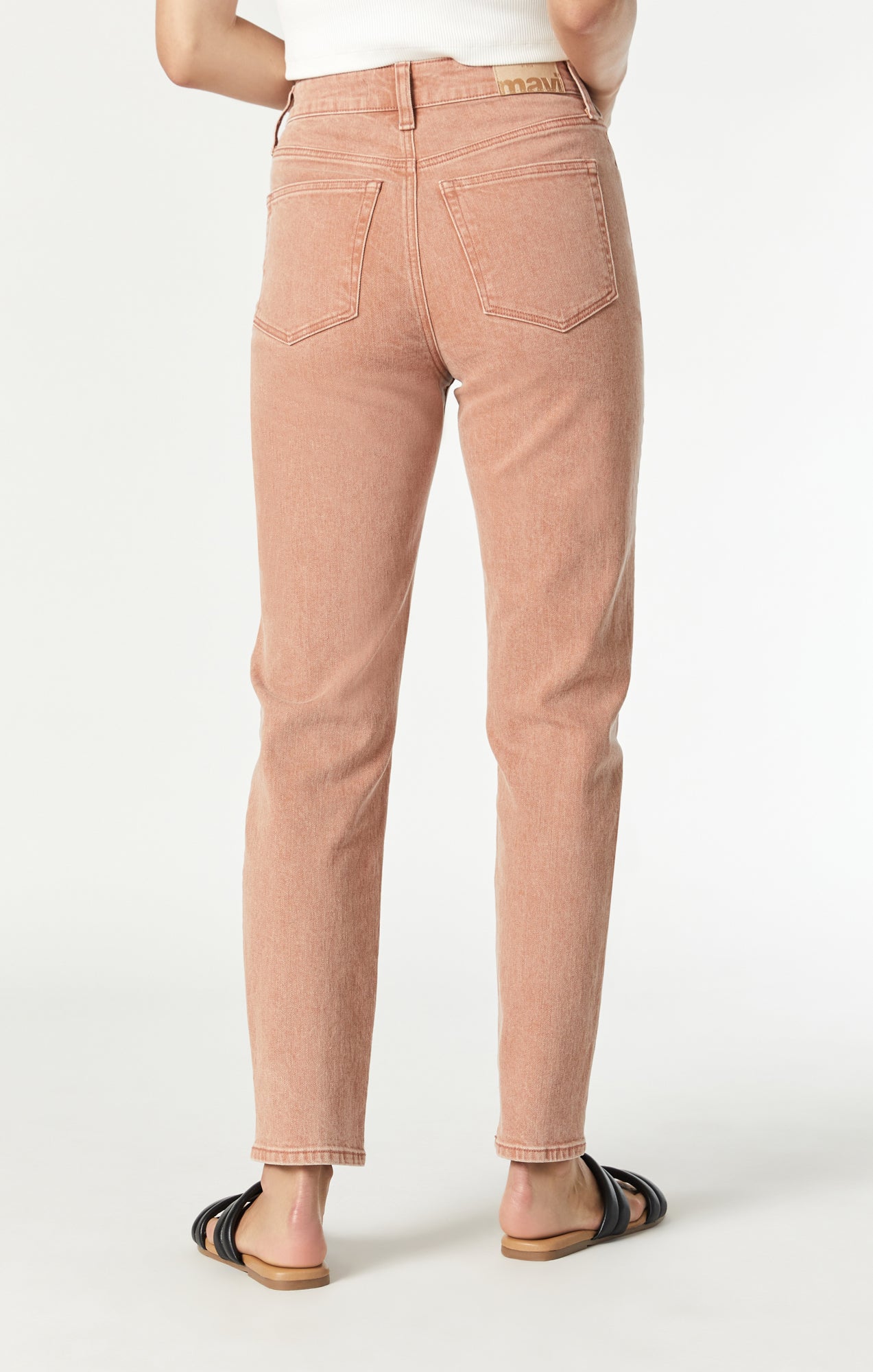CINDY MOM JEANS IN SUNBURN NATURAL DYE - Mavi Jeans