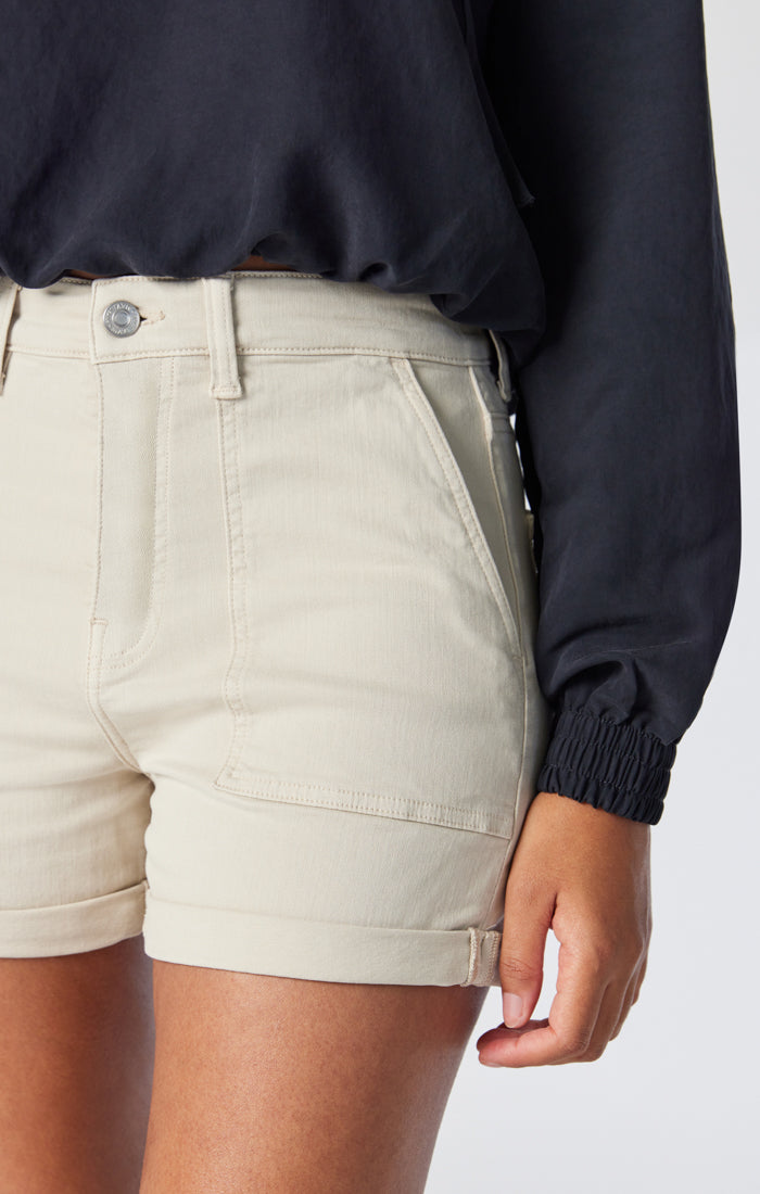 SHEENA STRAIGHT SHORTS IN OATMEAL TWILL - Mavi Jeans